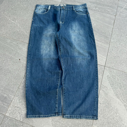 phat eckos - 42x30”