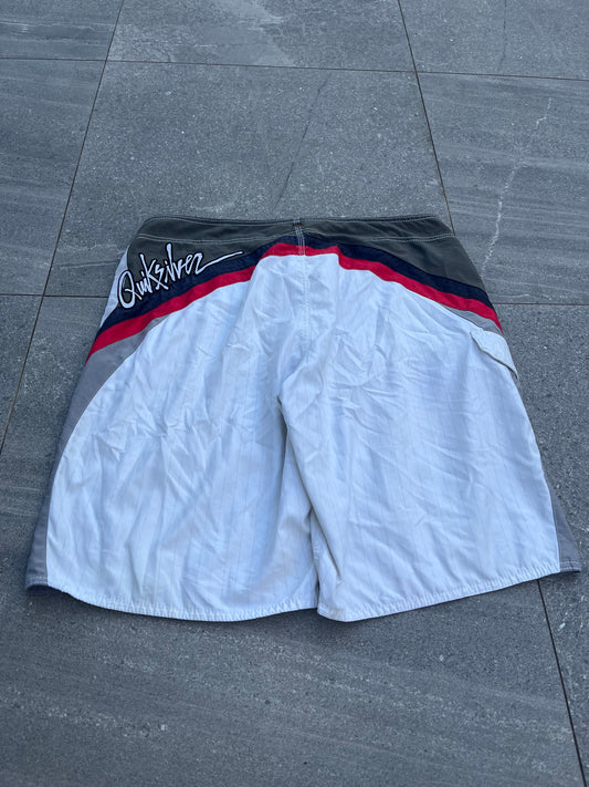 fat quiksilver boardies - 40”