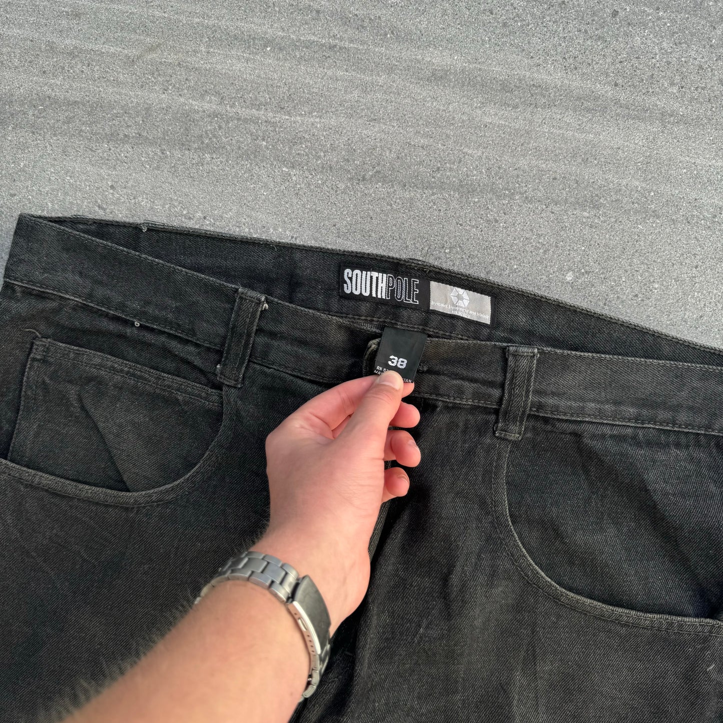 southpole jeans - 38x33”