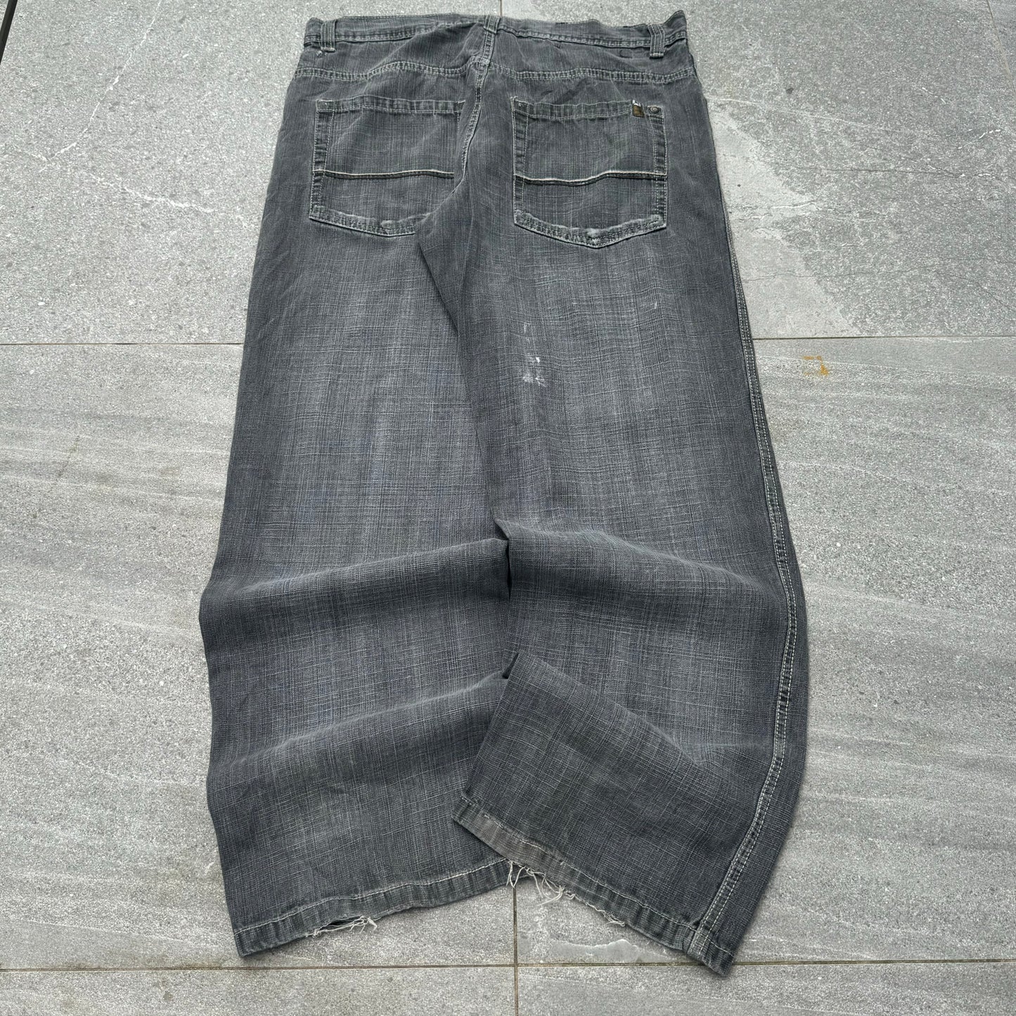 grail southpole brown tabs - 37x33”