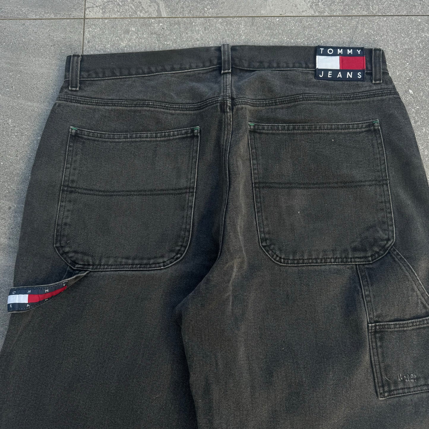 tommy jorts - 38x13”