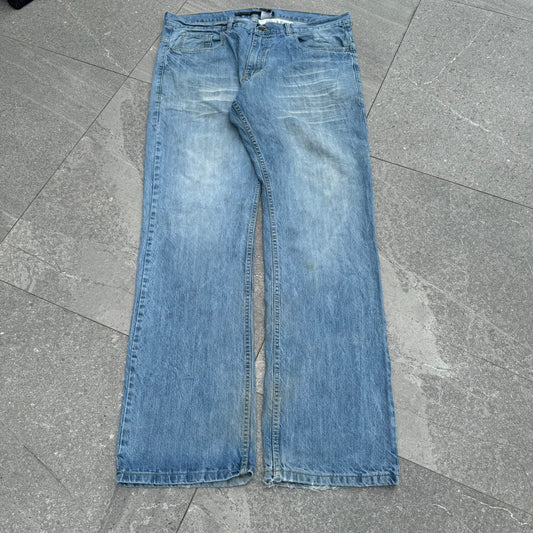 rocawear bootcuts - 40x34”