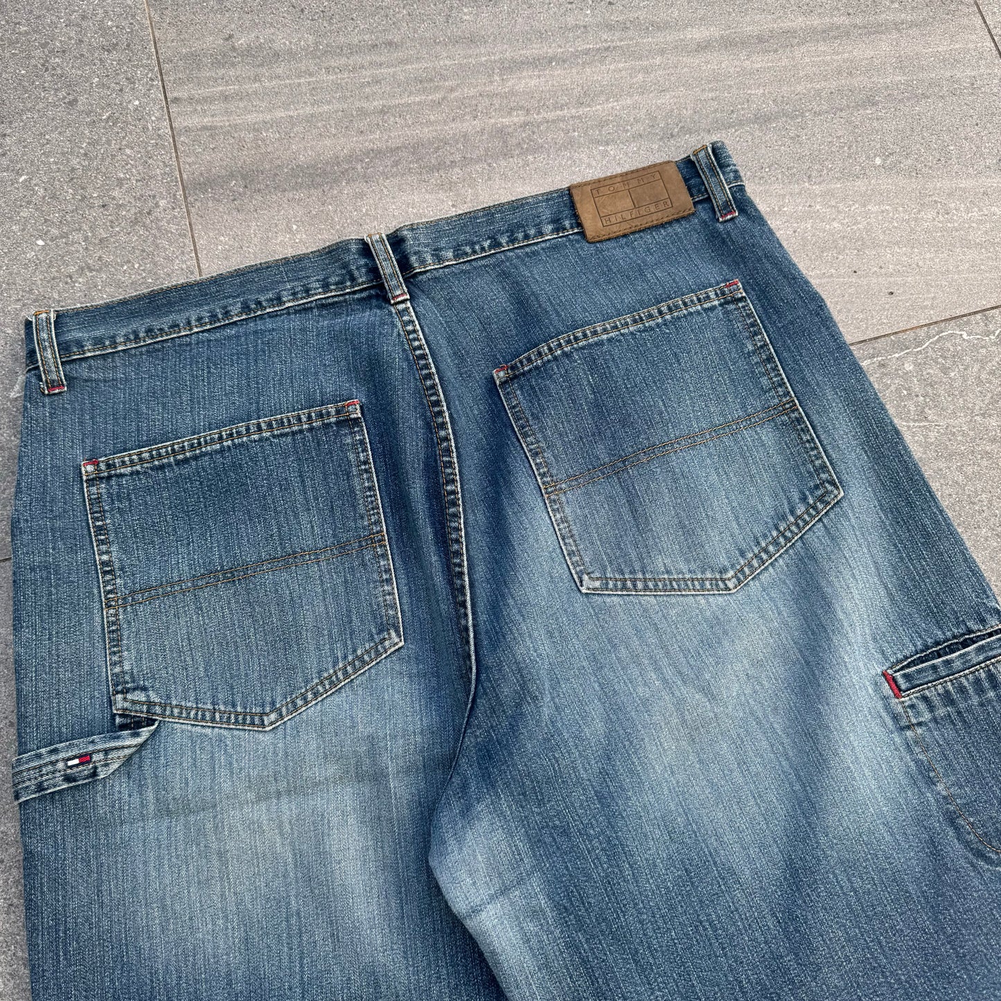 tommy jorts - 38x13”