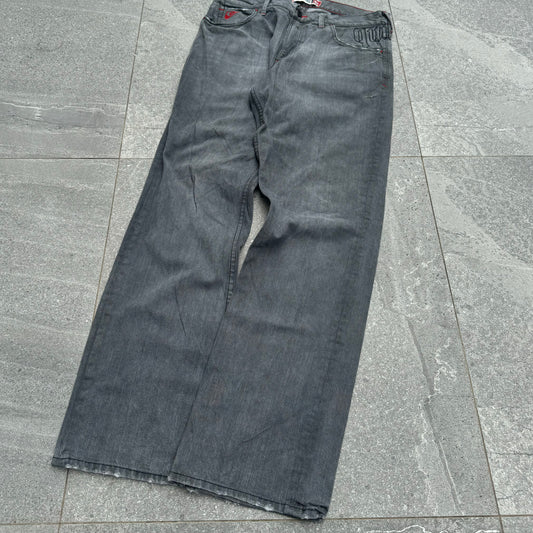 quiksilver jeans - 34x32”
