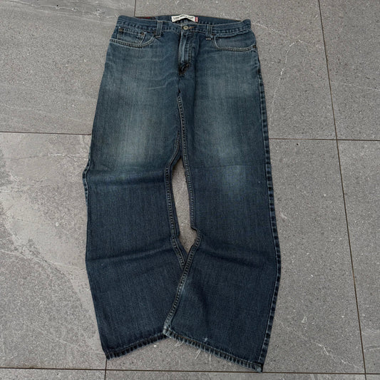 fuck this colour is so good. levi’s 527 low bootcut - 33x31”