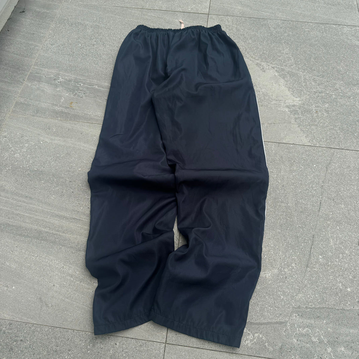 nike track pants - L (36”)