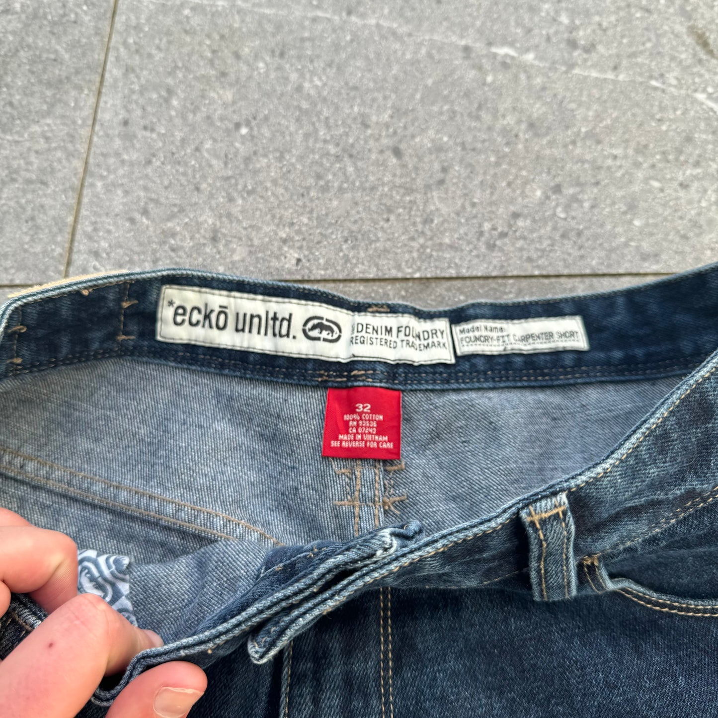 ecko jorts - 34”