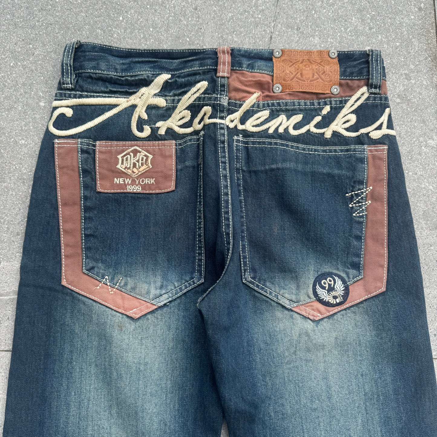 akademiks straight stacked jeans - 32x34”
