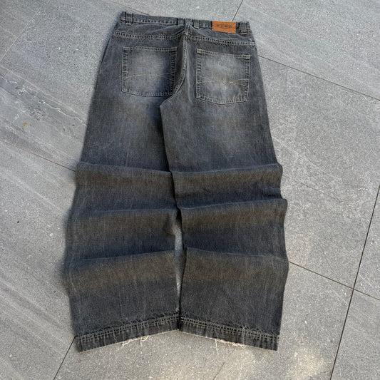 if you are a 34” you need these. pjmark faders - 34x32”