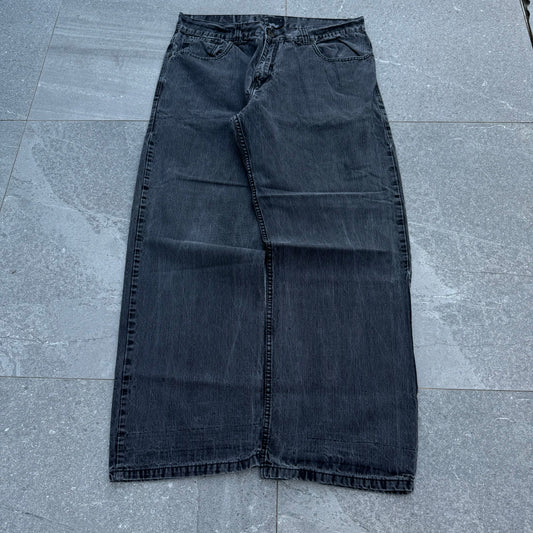 sexy rocawear jeans - 38x32”