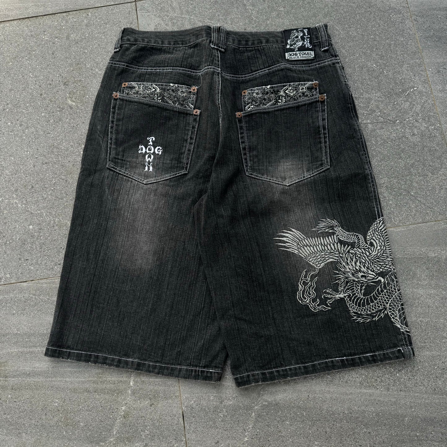 gorgeous dogtown black faders - 36x15”