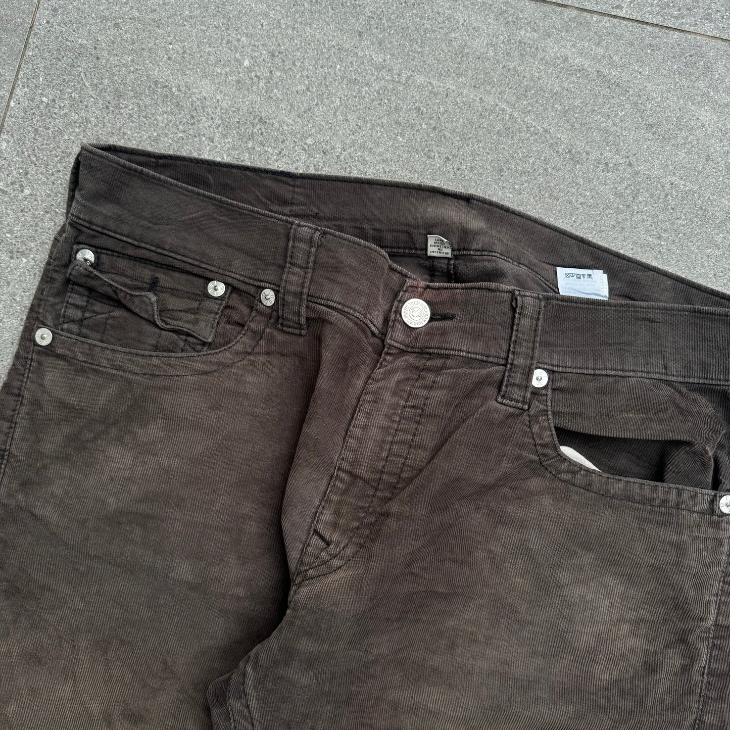 corduroy 🤠 truey bootcuts - 40x33”