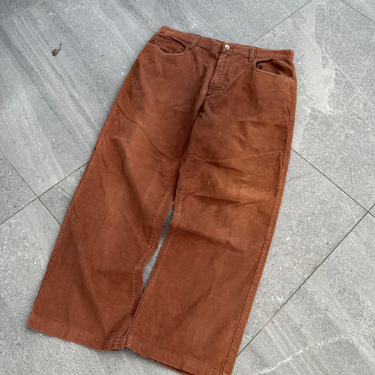 quiksilver cords - 34x27”
