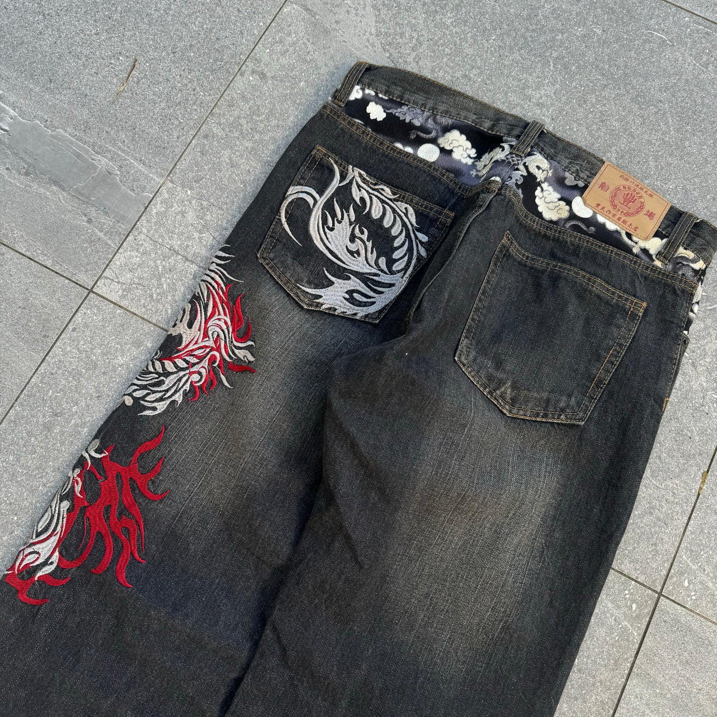 GRAILLL buten made in japan dragons - 34x33”