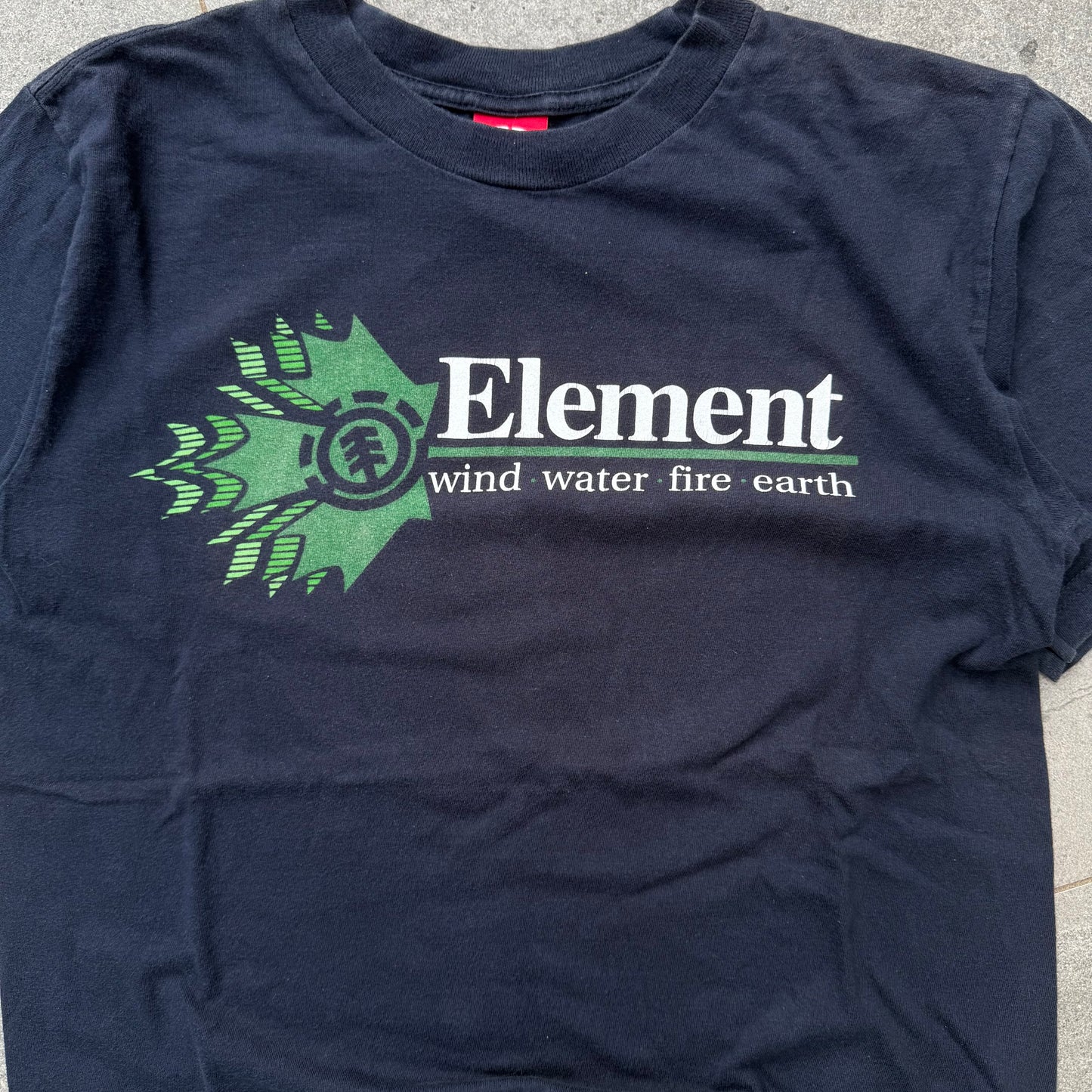 holy beautiful element maple tee - S