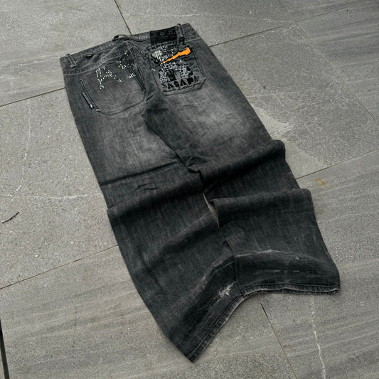 most unique akademiks i’ve ever seen - 38x33”