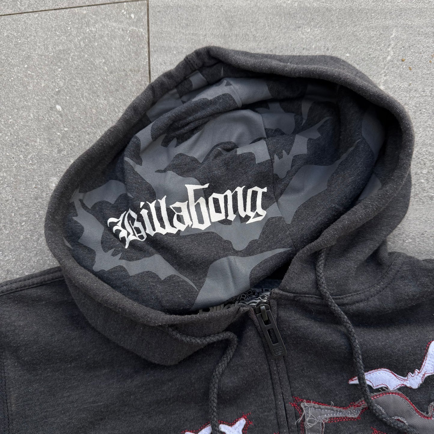 billabong bats hoodie (look at the details) - S