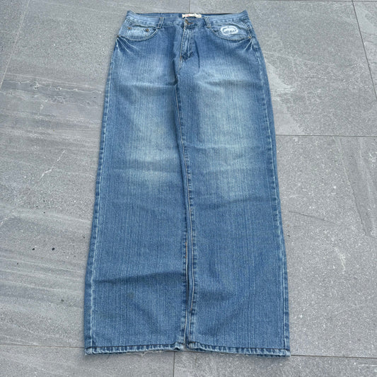 ecko jeans - 34x31”