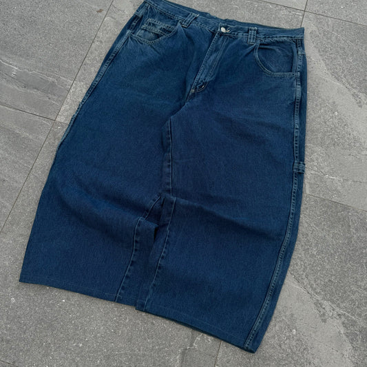 FAT fubu jeans - 40x25”
