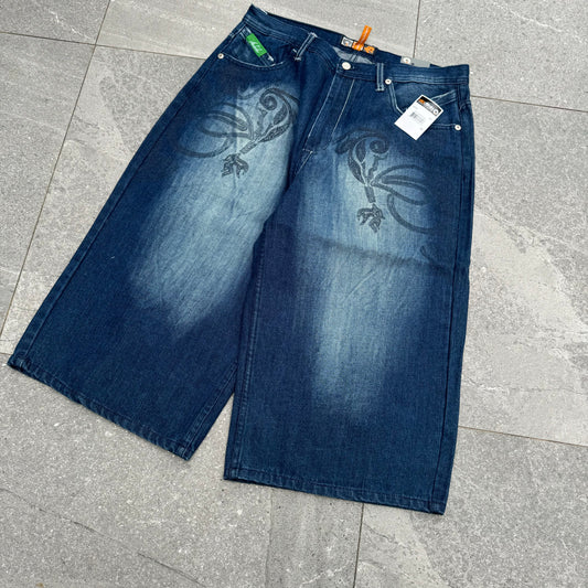 i guarantee these will be the best pair of jorts u own - 36x18”
