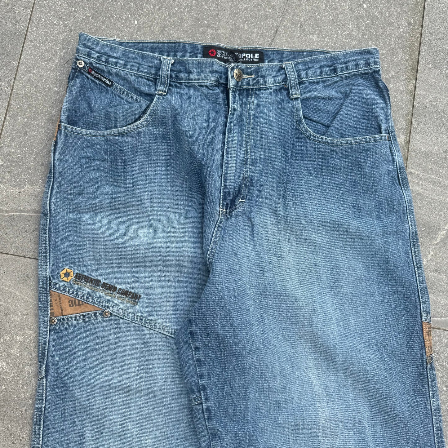 hugeee southpole panels - 36x30”