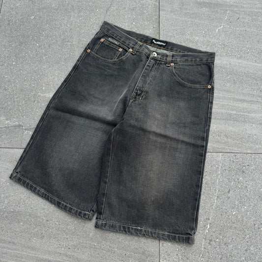 10/10 buckyrace jorts - 33x14”