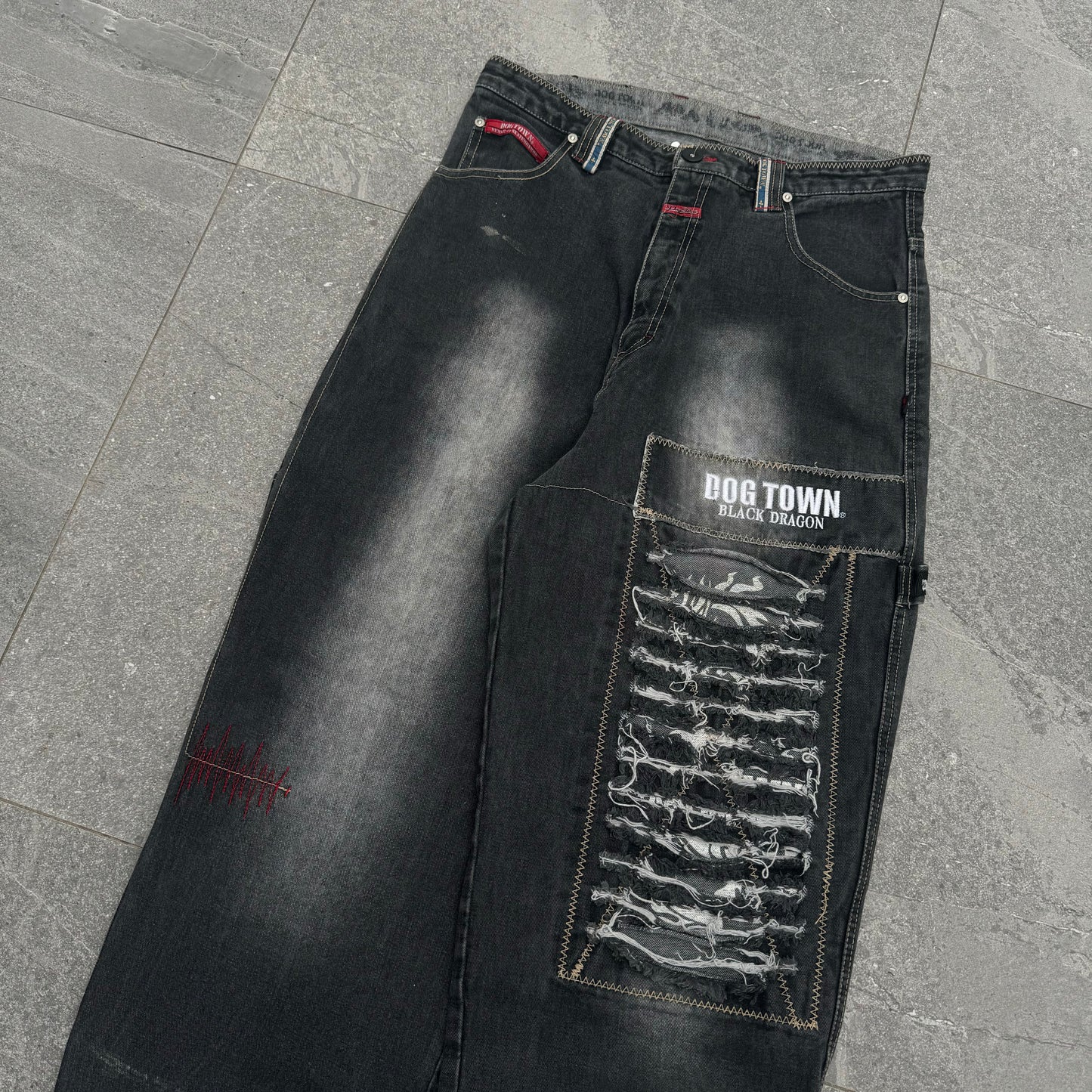 crazy dogtown jeans - 34x32”