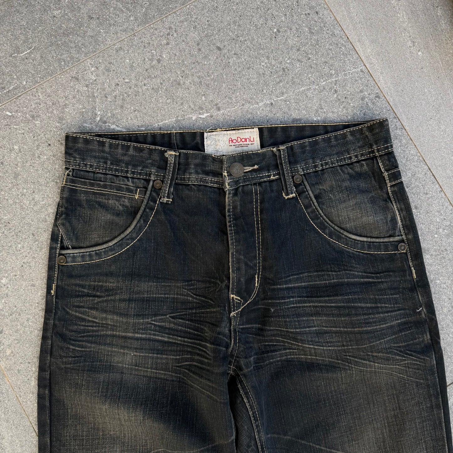 deep fade bootcuts - 30x30”