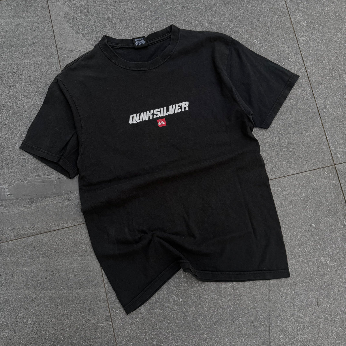 textbook quiksilver tee - S