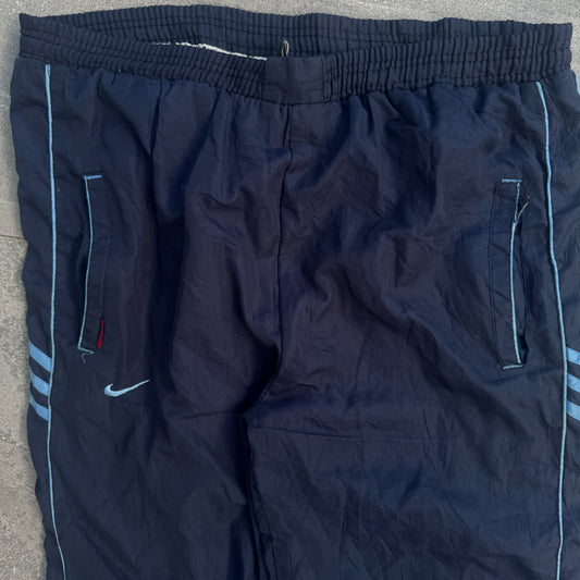 bootleg nike tracks - 34x28”