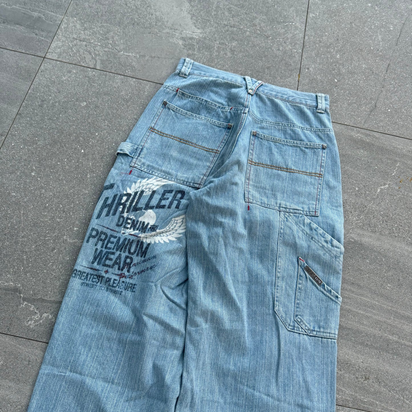 IF UR A GIRL U NEED THESE - 29x31”