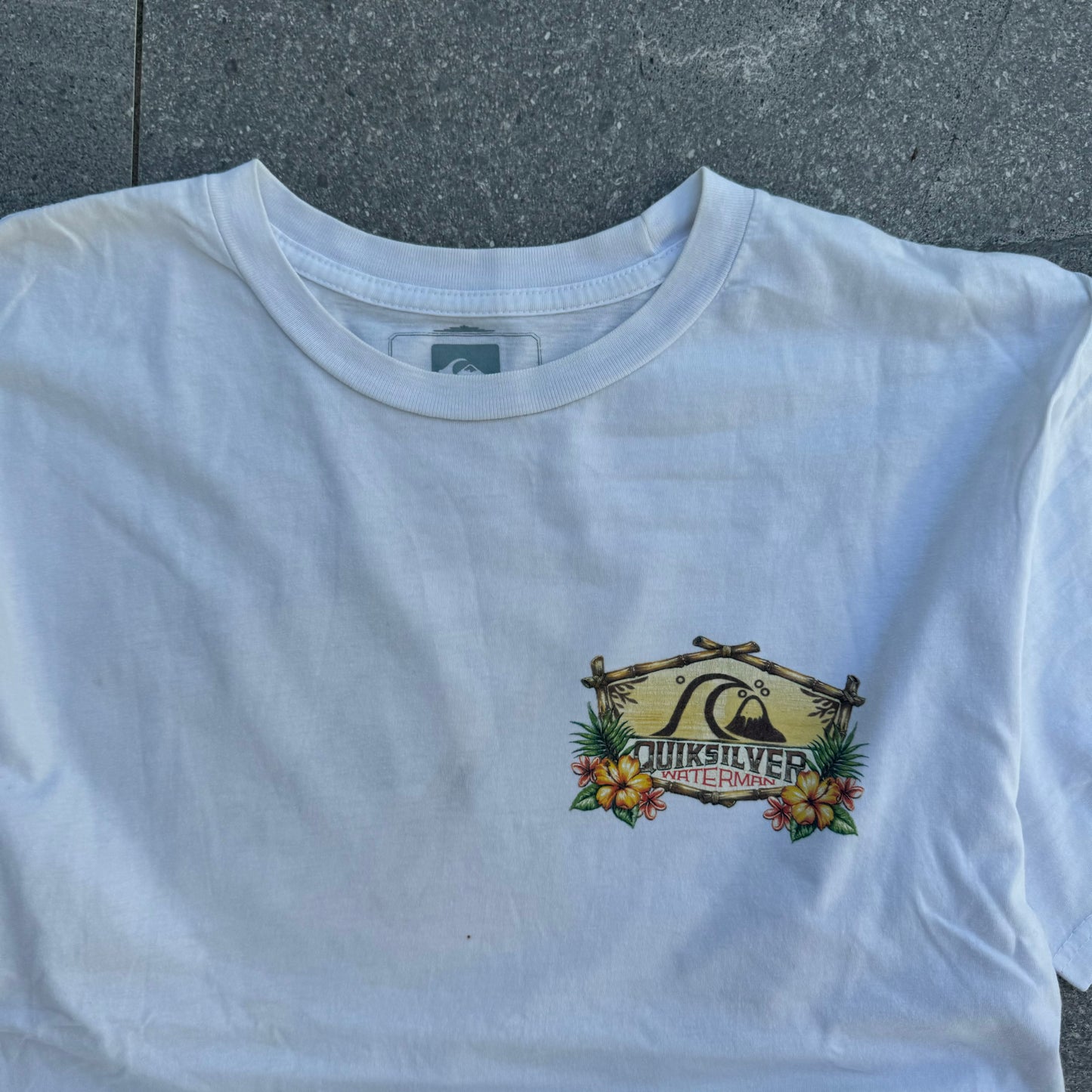 quiksilver tee - S