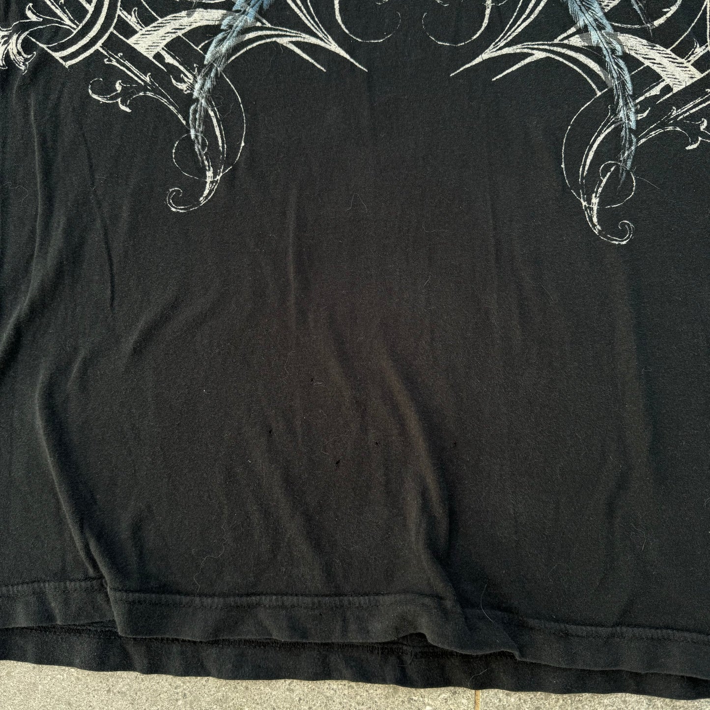 xtreme couture tee - L
