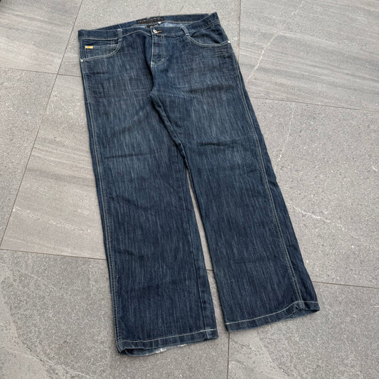 bootcut southpoles - 40x32”