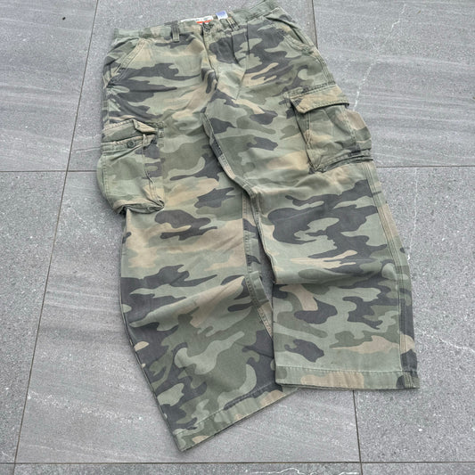 phaaaaat canyon river camo pants - 36x32”