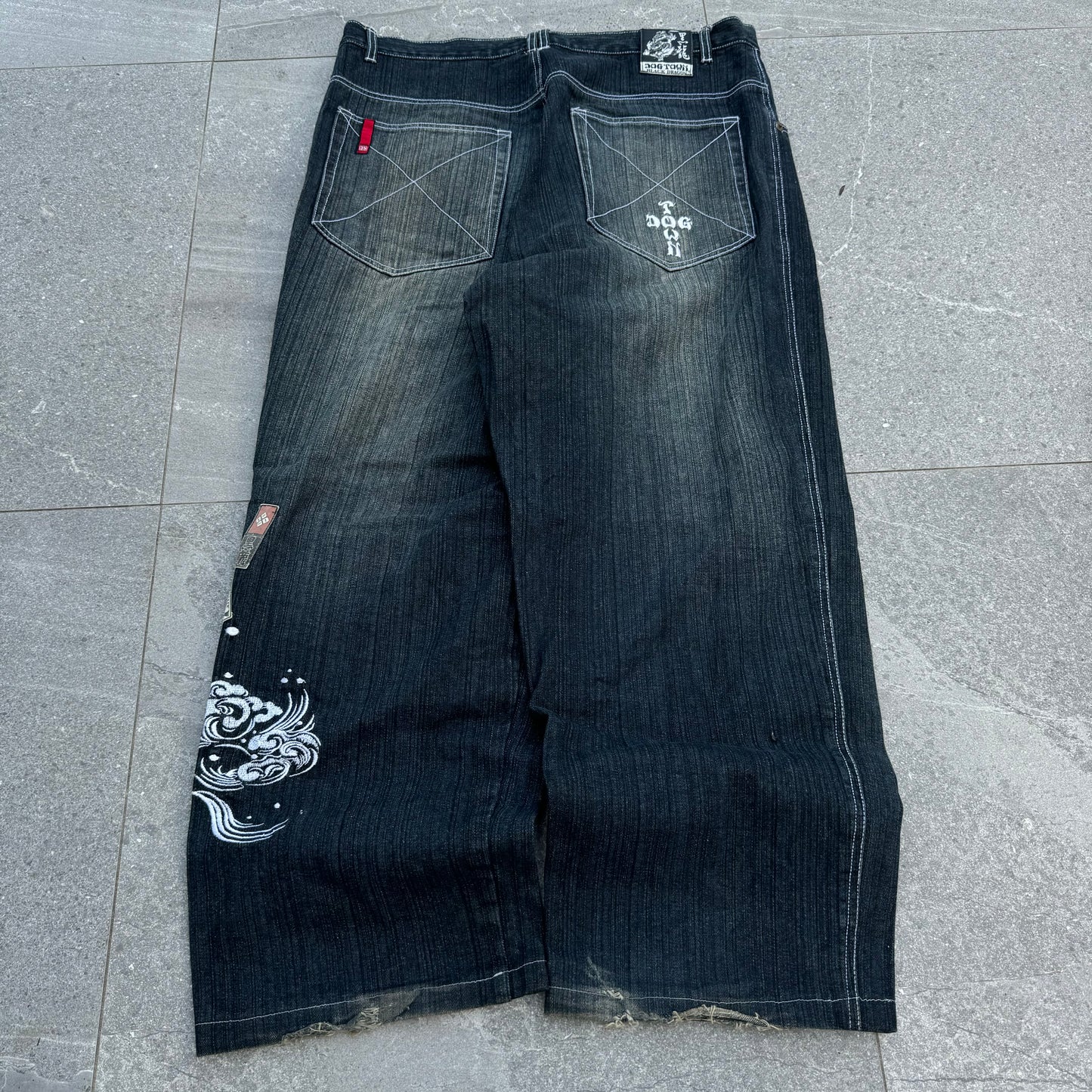 grail dogtown koi jeans - 40x31”