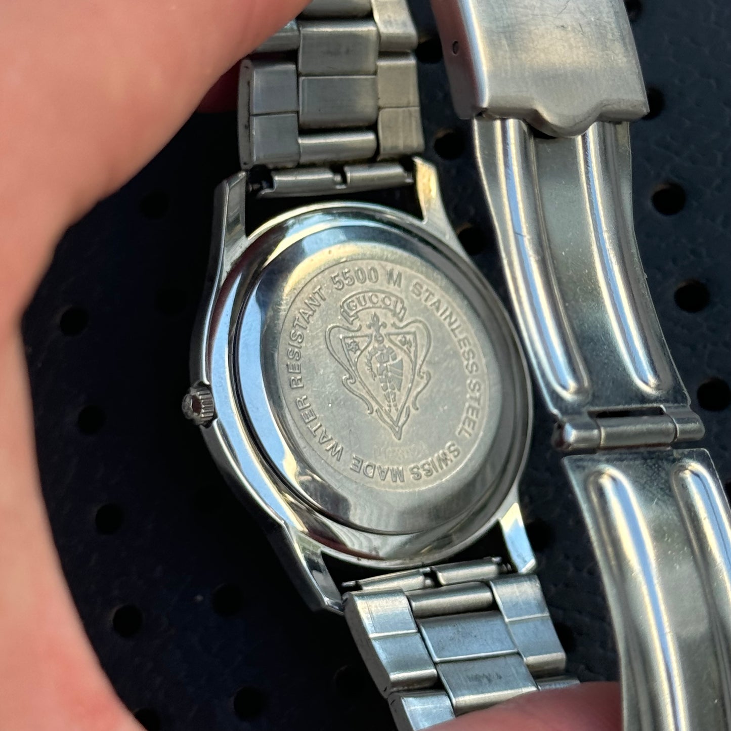 clean gucci watch