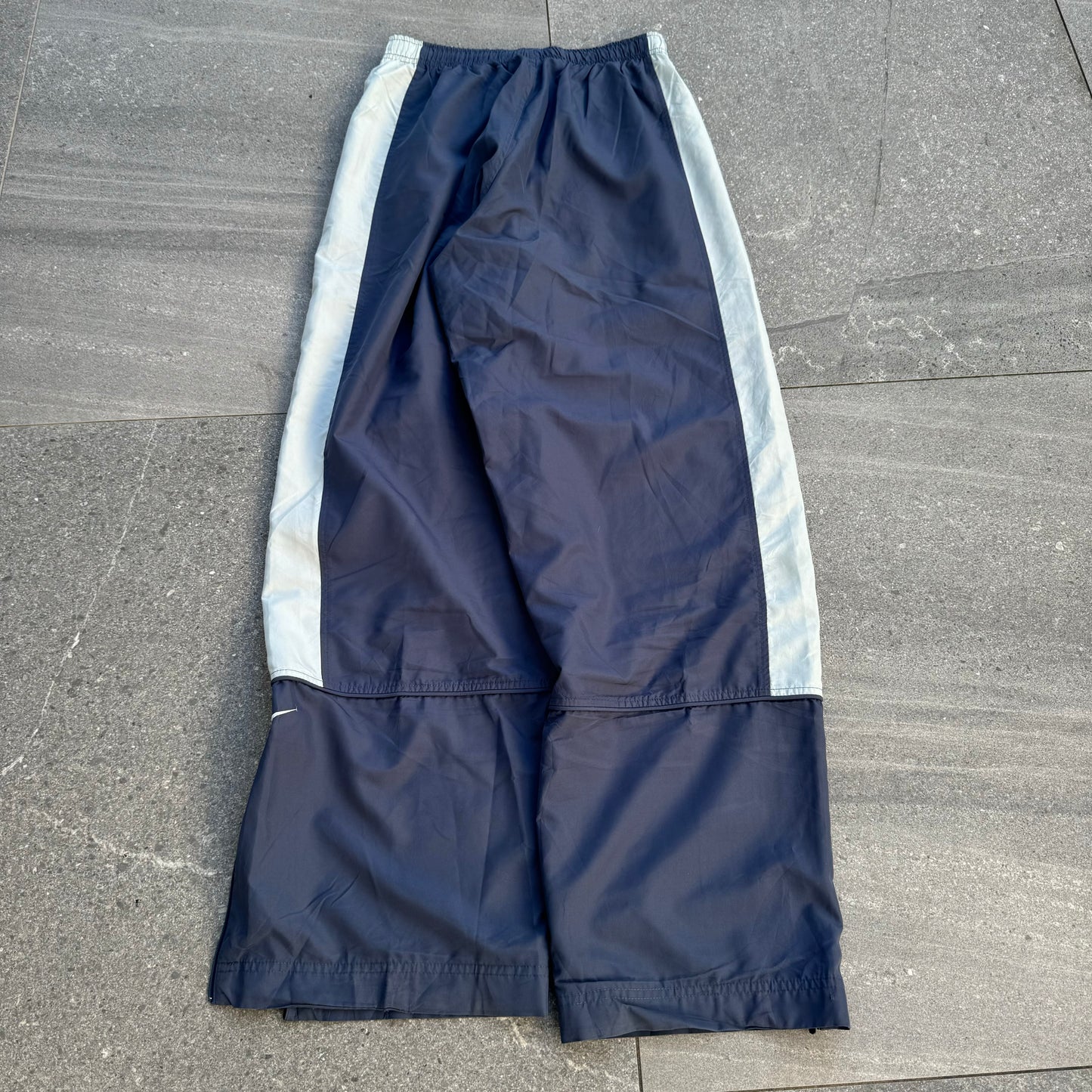 OG panelled nike trackies - M