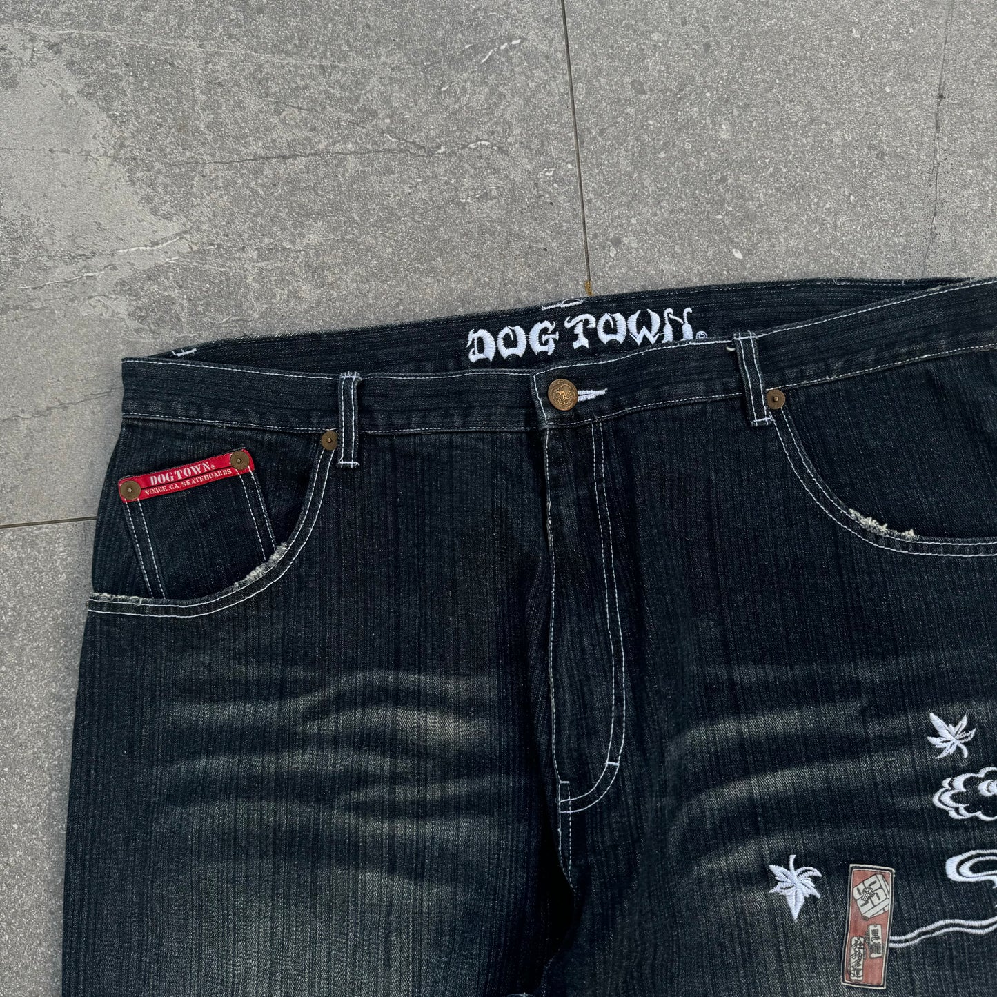 fattest dogtown jeans ever - 42x31”