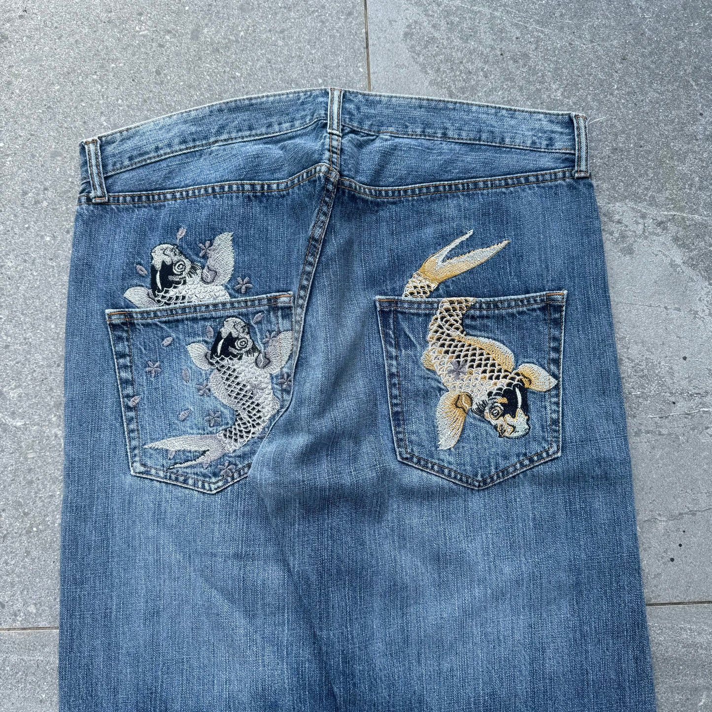 japanese koi multi pockets - 37x29”