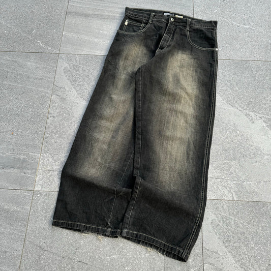 grail sand fade southpoles - 34x30”