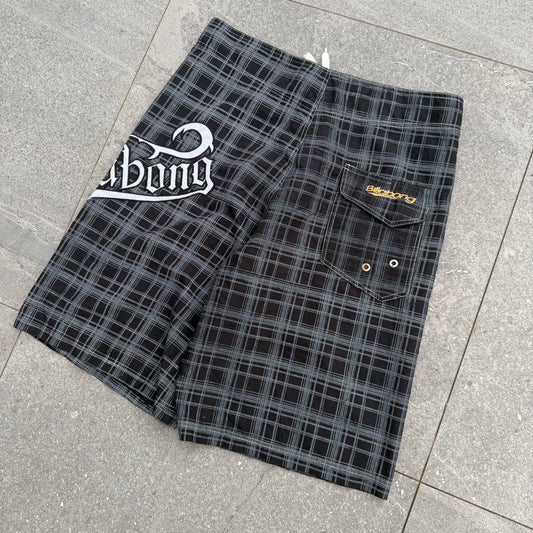 grail billabong plaids - 34”