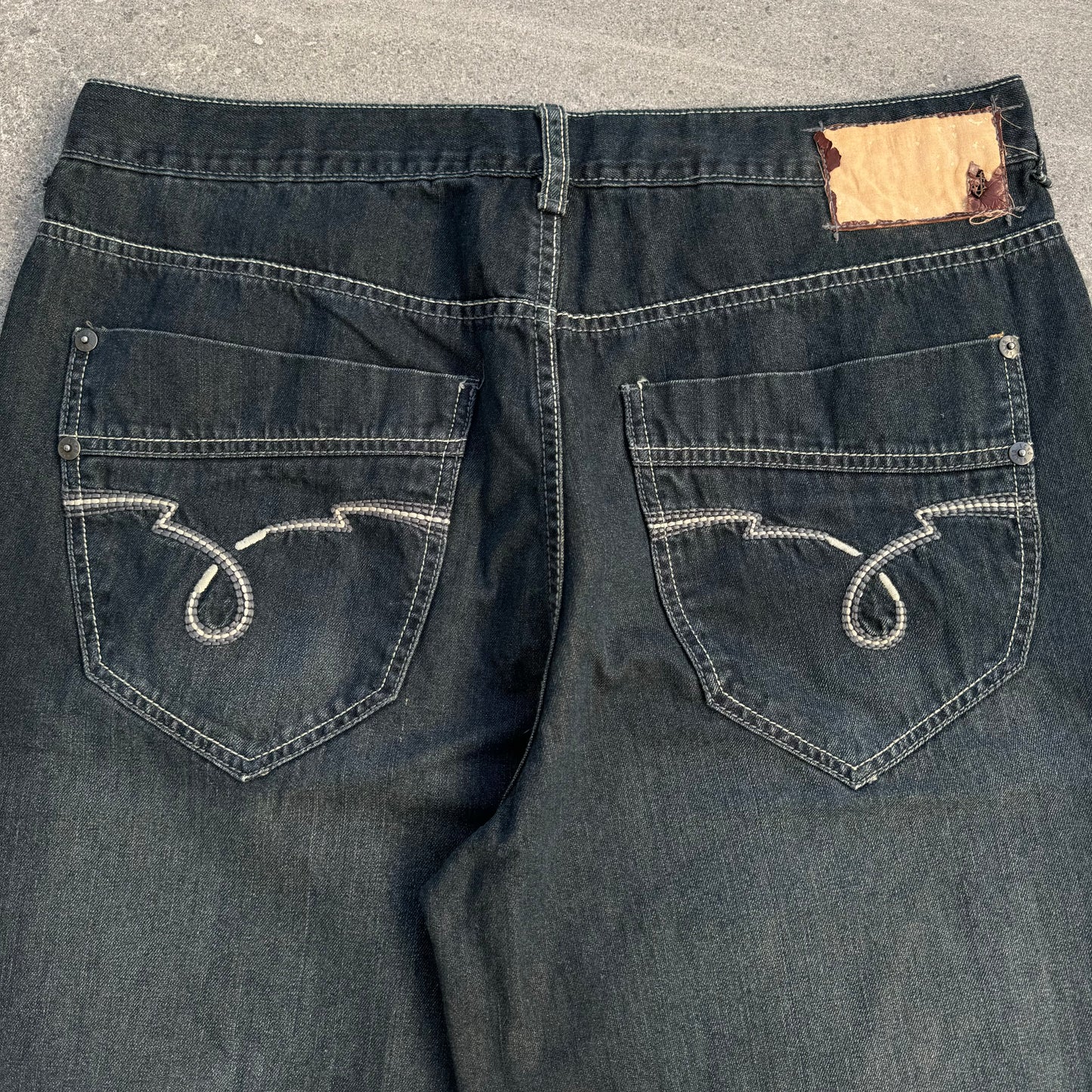 BAGGY ecko jorts - 38x14.5”