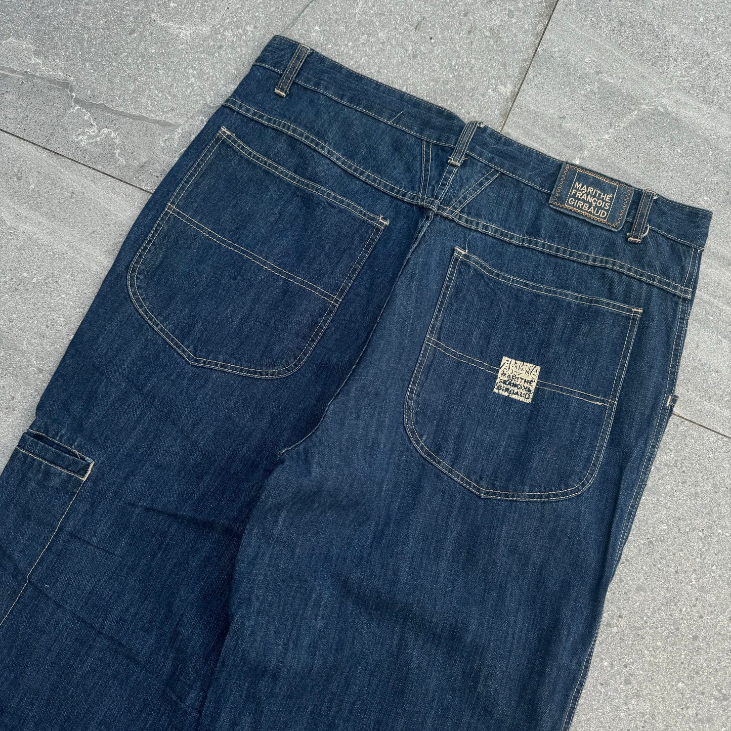 genuinely the longest jeans i’ve ever sold / MFG jeans - 40x37”