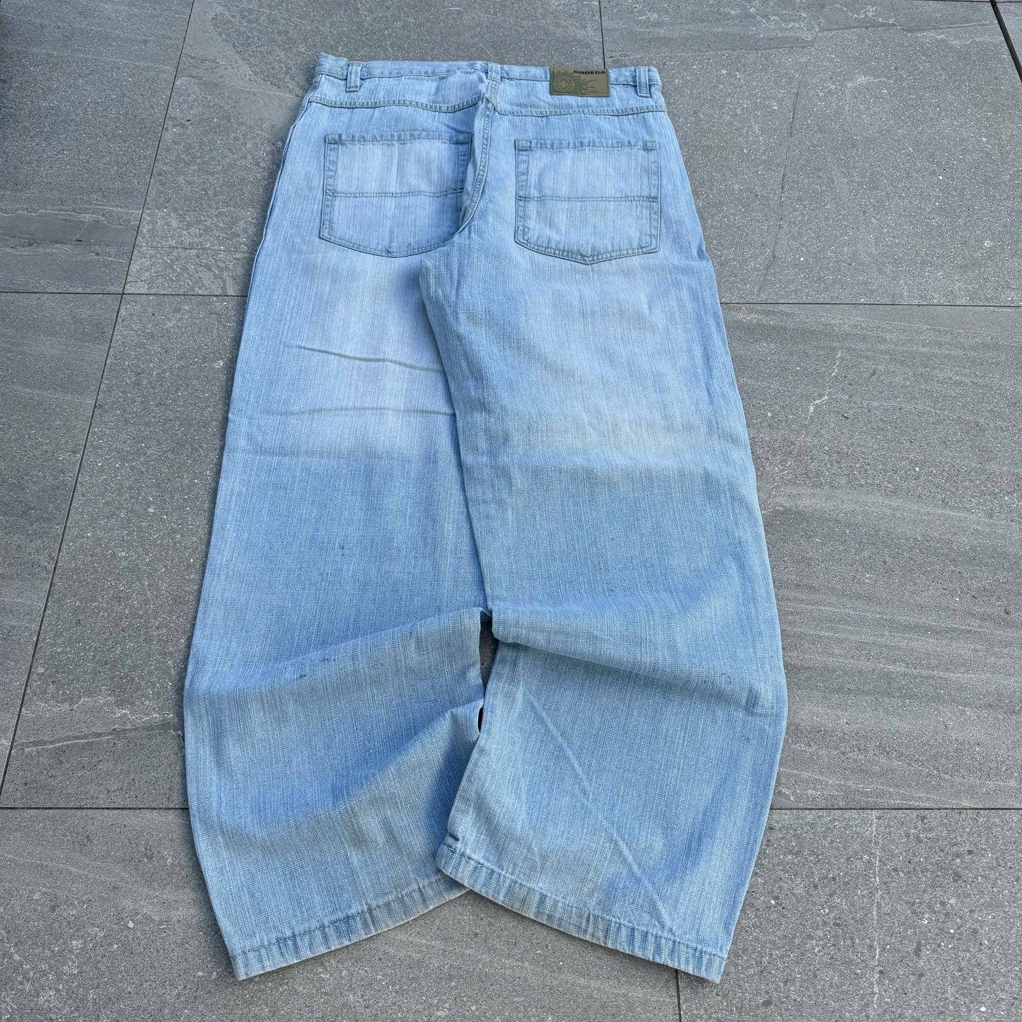 lightwash dodeca southpoles - 38x33”