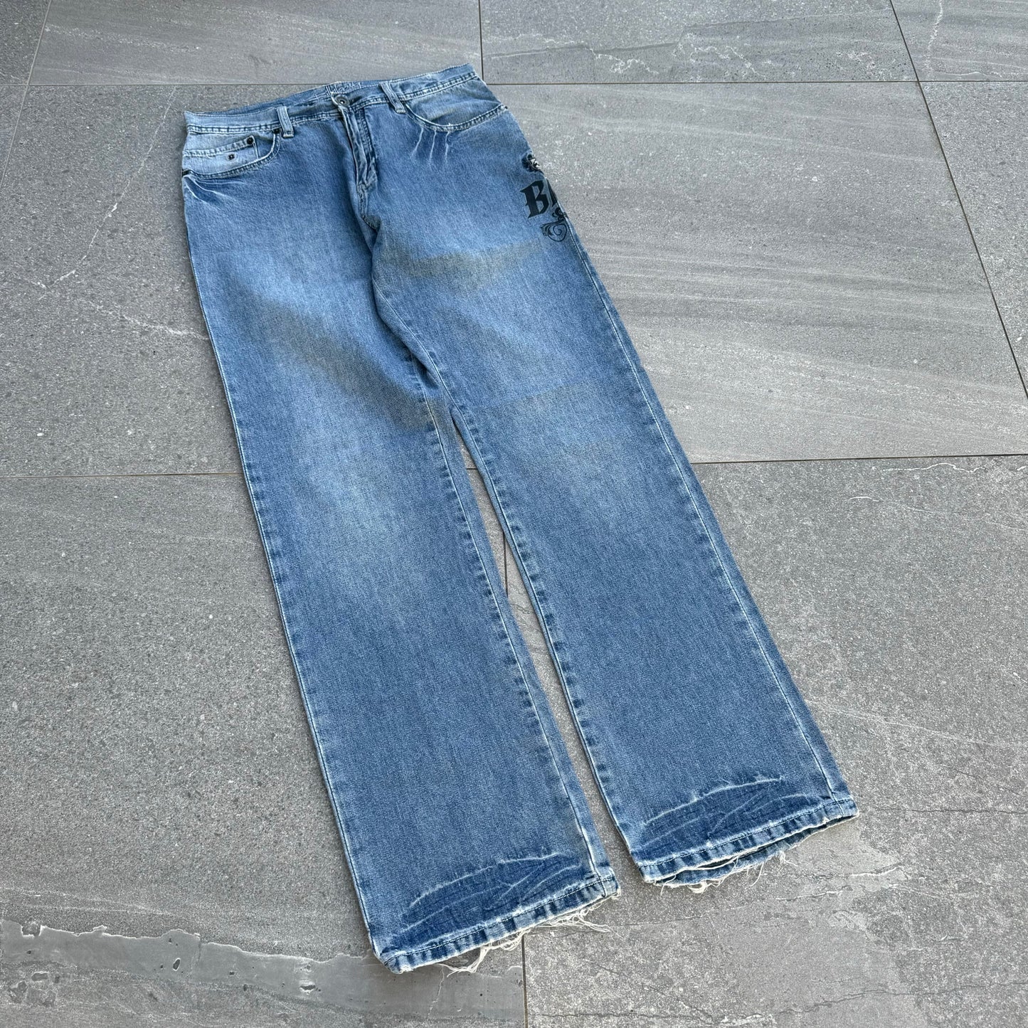 clean billabong jeans 31x32”