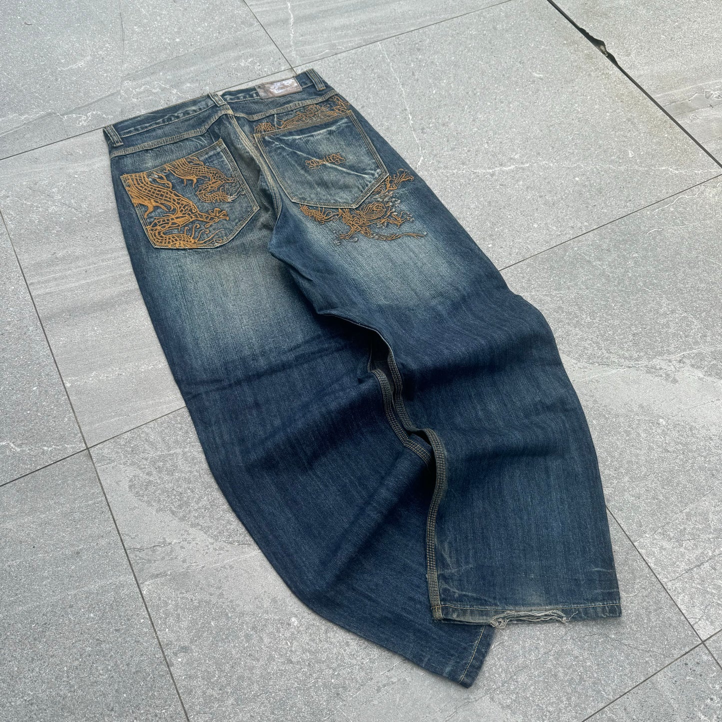 beautiful x8 faders - 33x30”