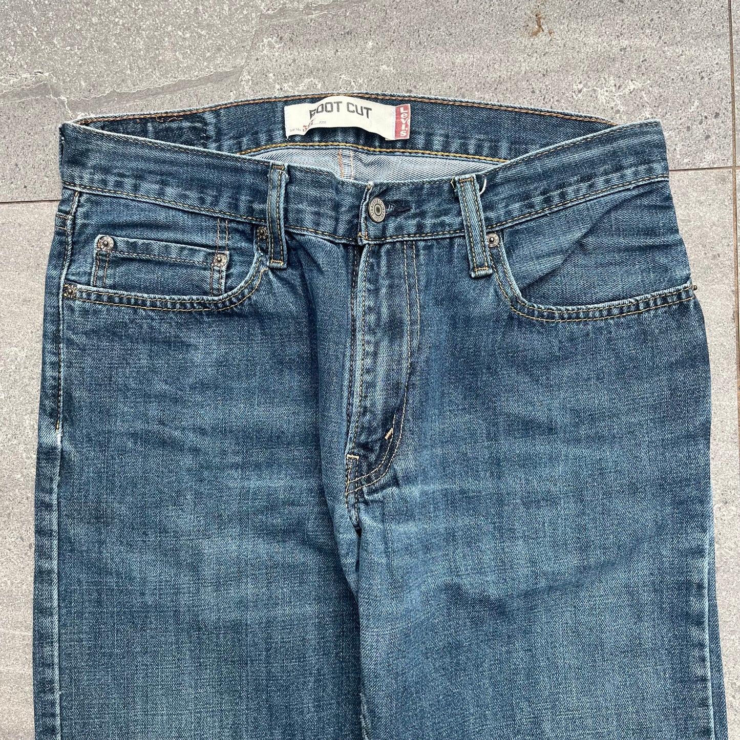 this is my favourite wash . levi 527 bootcuts - 32x34”