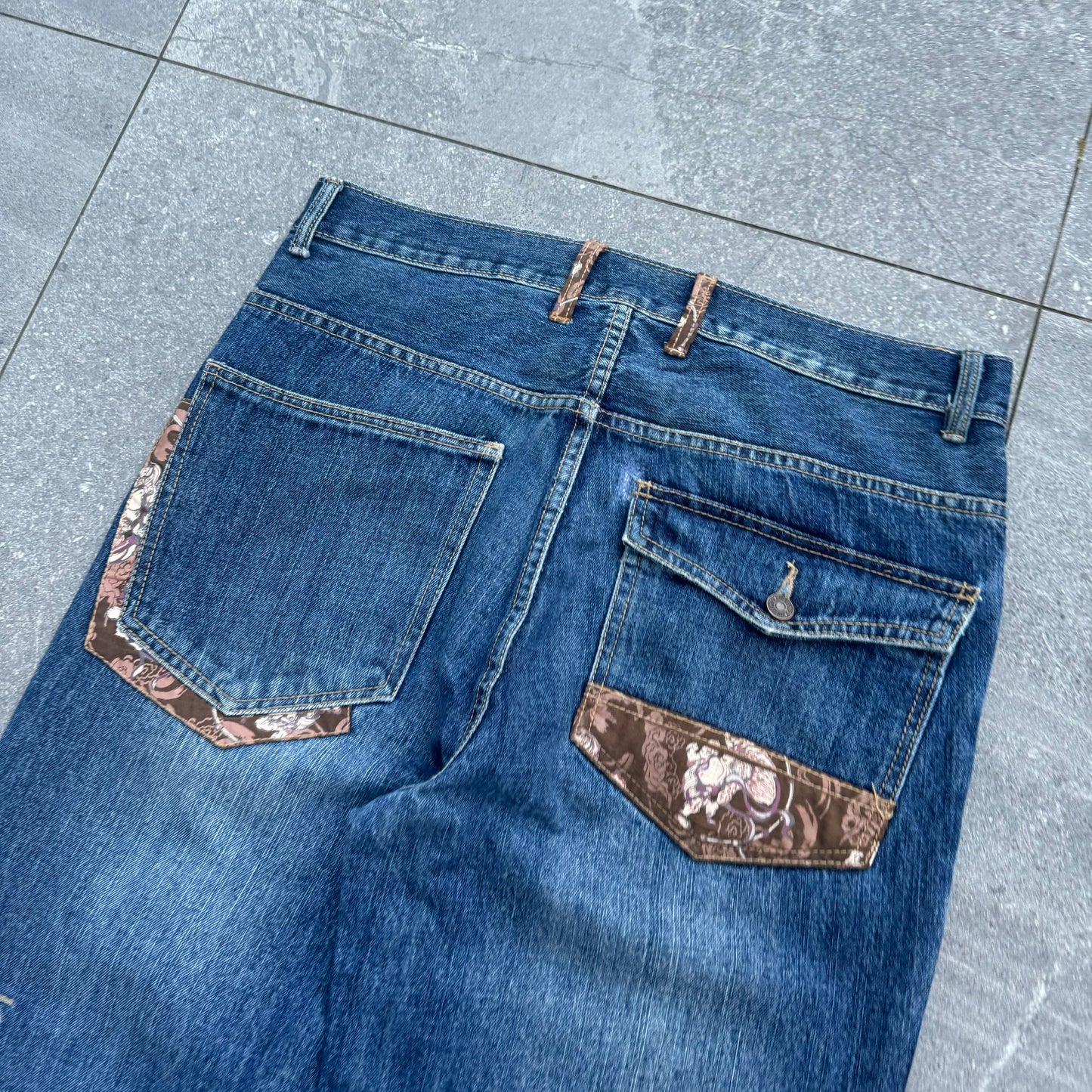 japanese bootcuts - 36x31”