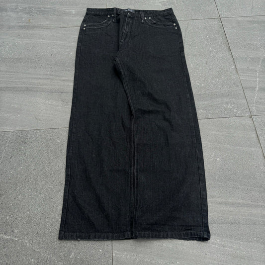 beautiful tank 🪖 jeans - 36x33” yipeeee